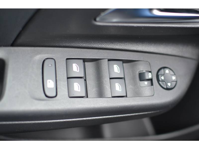 Opel Corsa - 1.2 Turbo 100 ch BVM6 GS Line