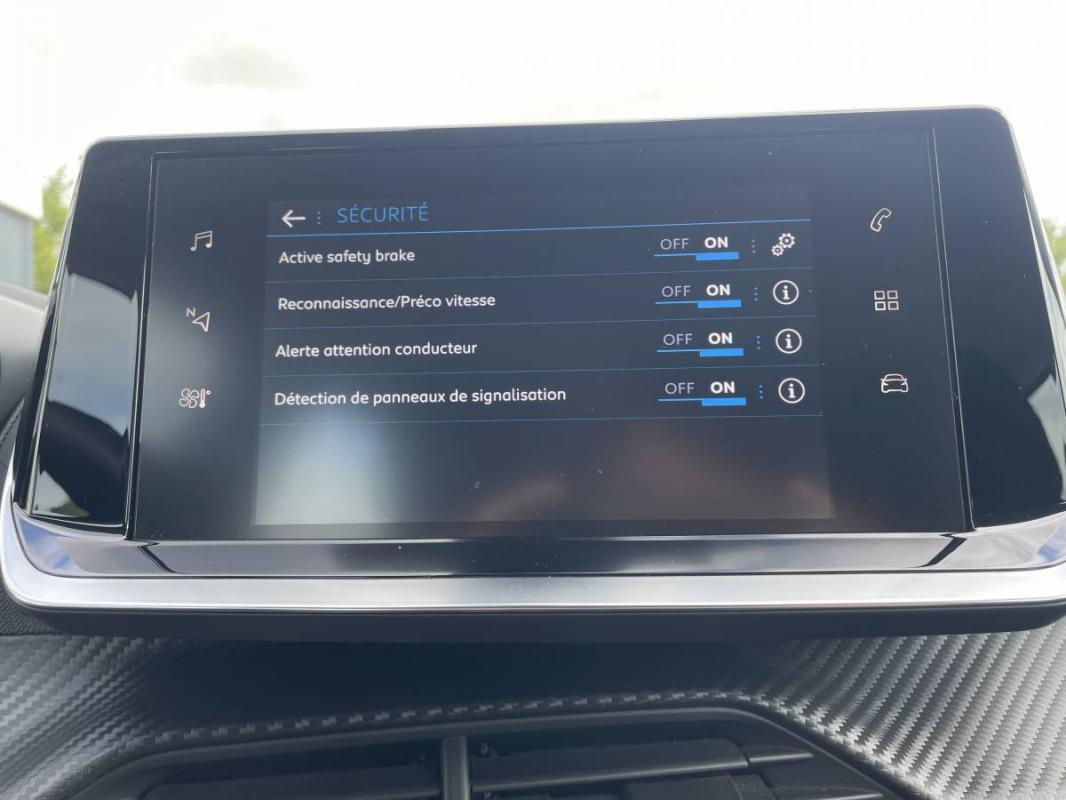 Peugeot 2008 - II PureTech 130 S&amp;S EAT8 ACTIVE PACK