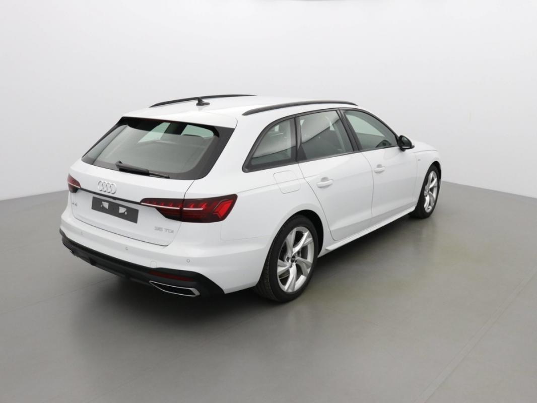 Audi A4 AVANT S line EDITION 163