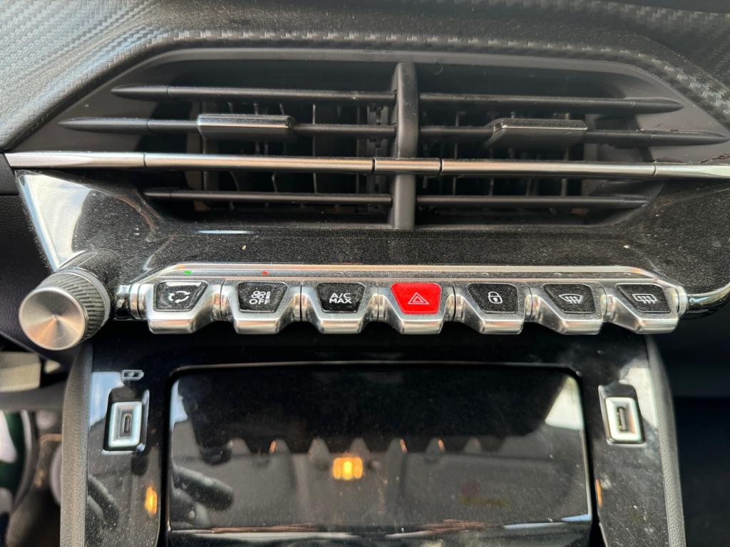 Peugeot 208 - II 1.5 BlueHDi 100 Ch -Allure - GARANTIE 12 MOIS