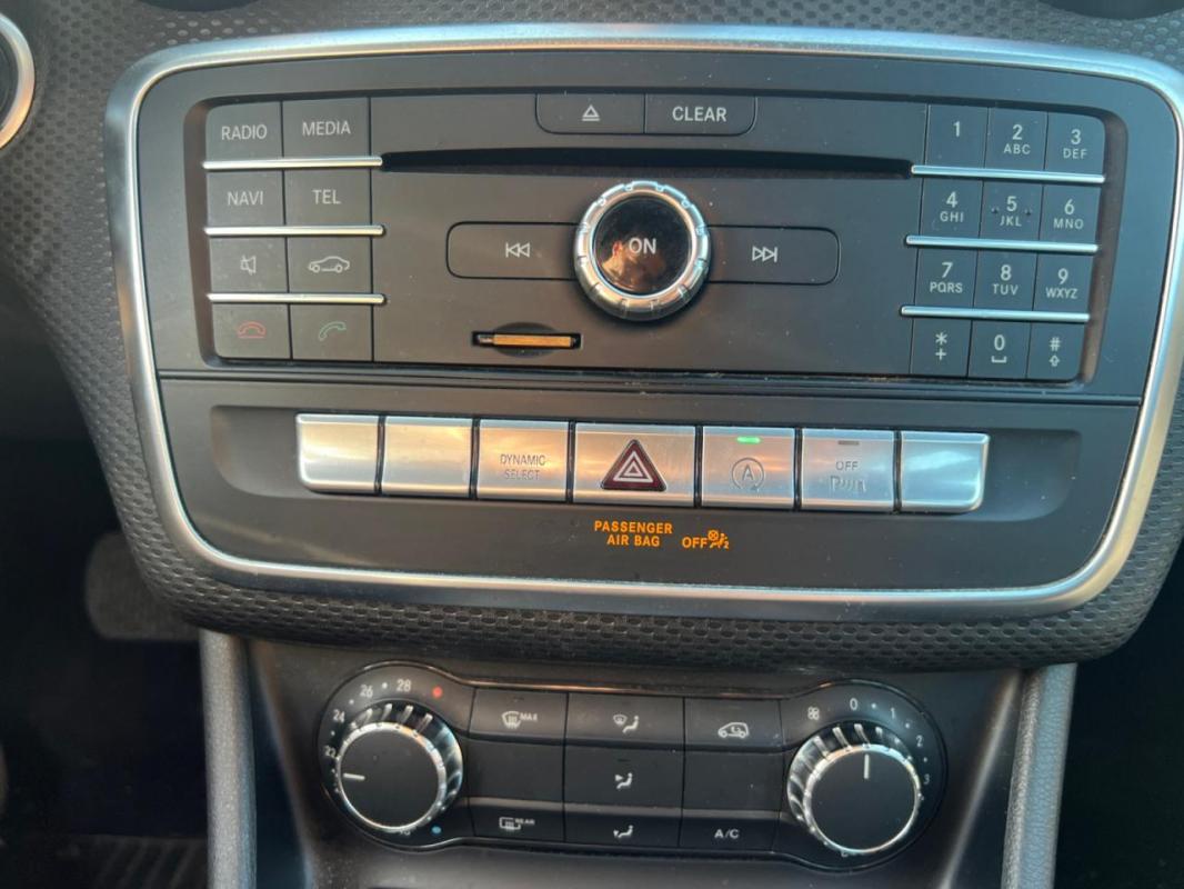 Mercedes Classe A - 180 d - BV 7G-DCT BERLINE Business Edition Garantie 12 Mois
