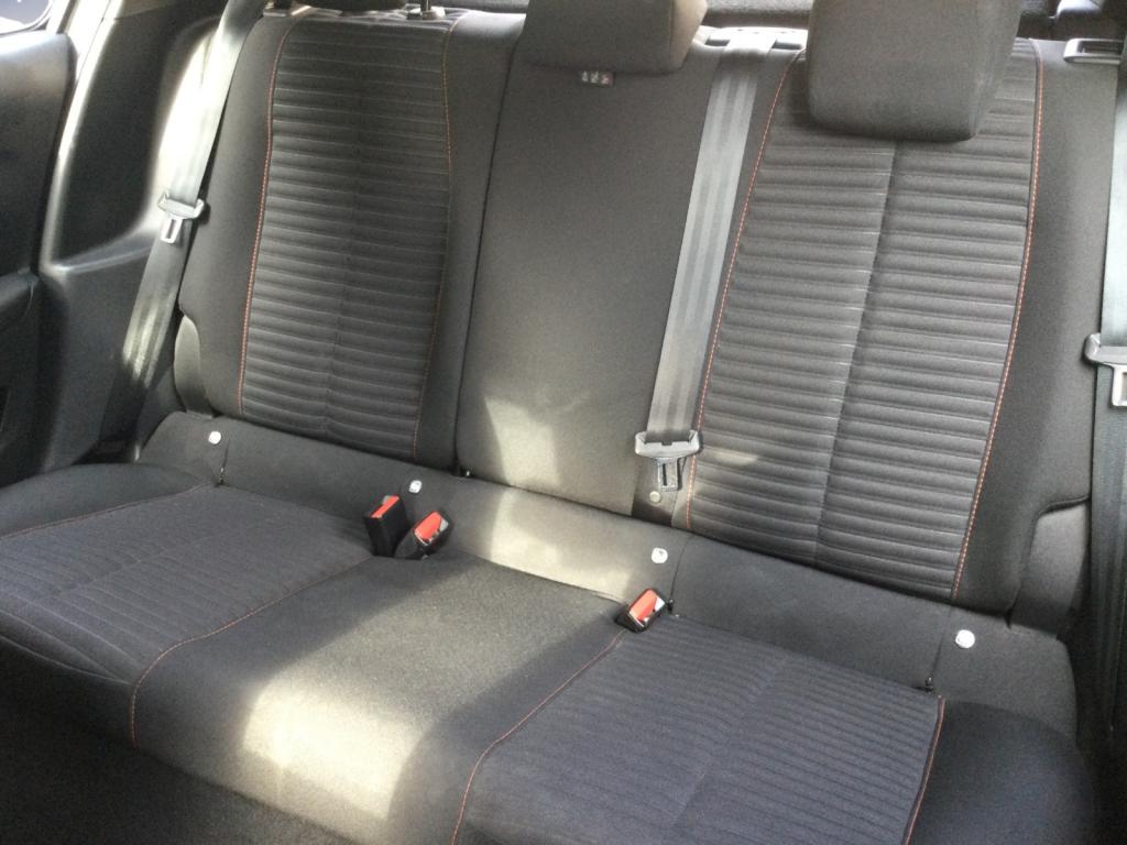 Peugeot 208 - 1.2i PureTech 12V S&S -75-II- Active Business- Garantie 12 Mois- Distrib Neuve