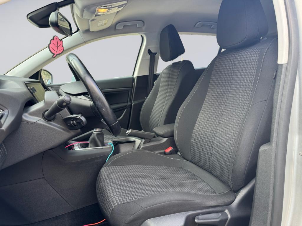 Peugeot 308 - 1.2i PureTech - 82CH Style ENTRETIEN PEUGEOT DISTRIBUTION A JOUR GARANTIE 12 MOIS