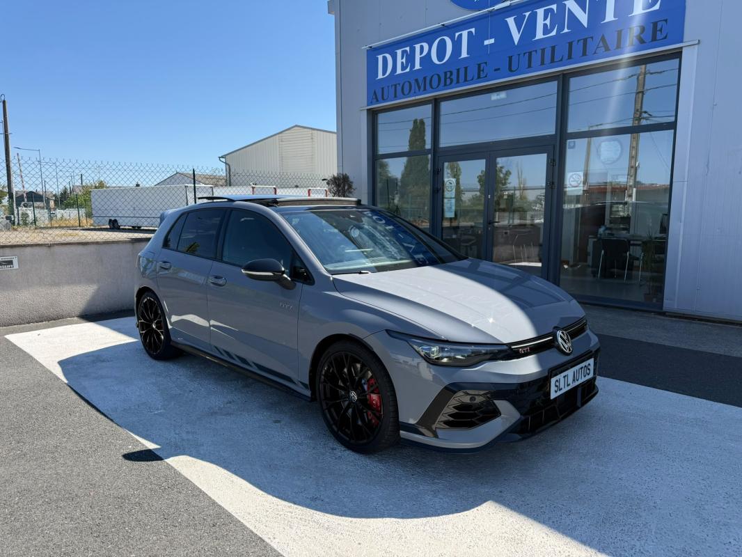 Volkswagen Golf - 8.5 GTI CLUBSPORT 2.0 TSI 300CH DSG7  GARANTIE VOLKSWAGEN 2028 / ECHANGE REPRISE POSSIBLE